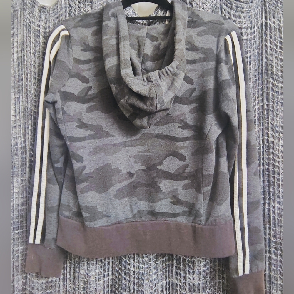 Reflex Grey Camo Zip-Up Hoodie Jacket White Stripe Sleeves